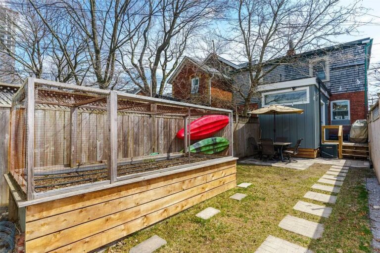 86 Stephenson Ave-33