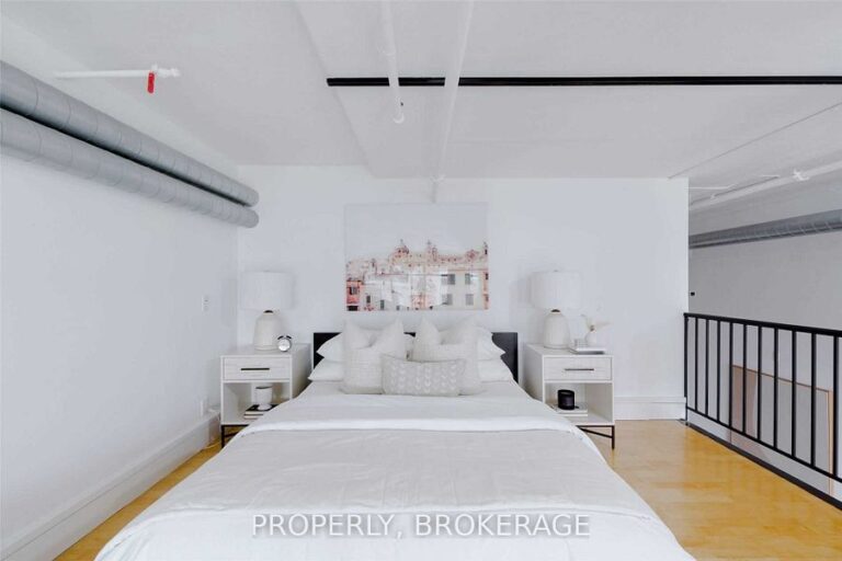 90 Sumach St-21
